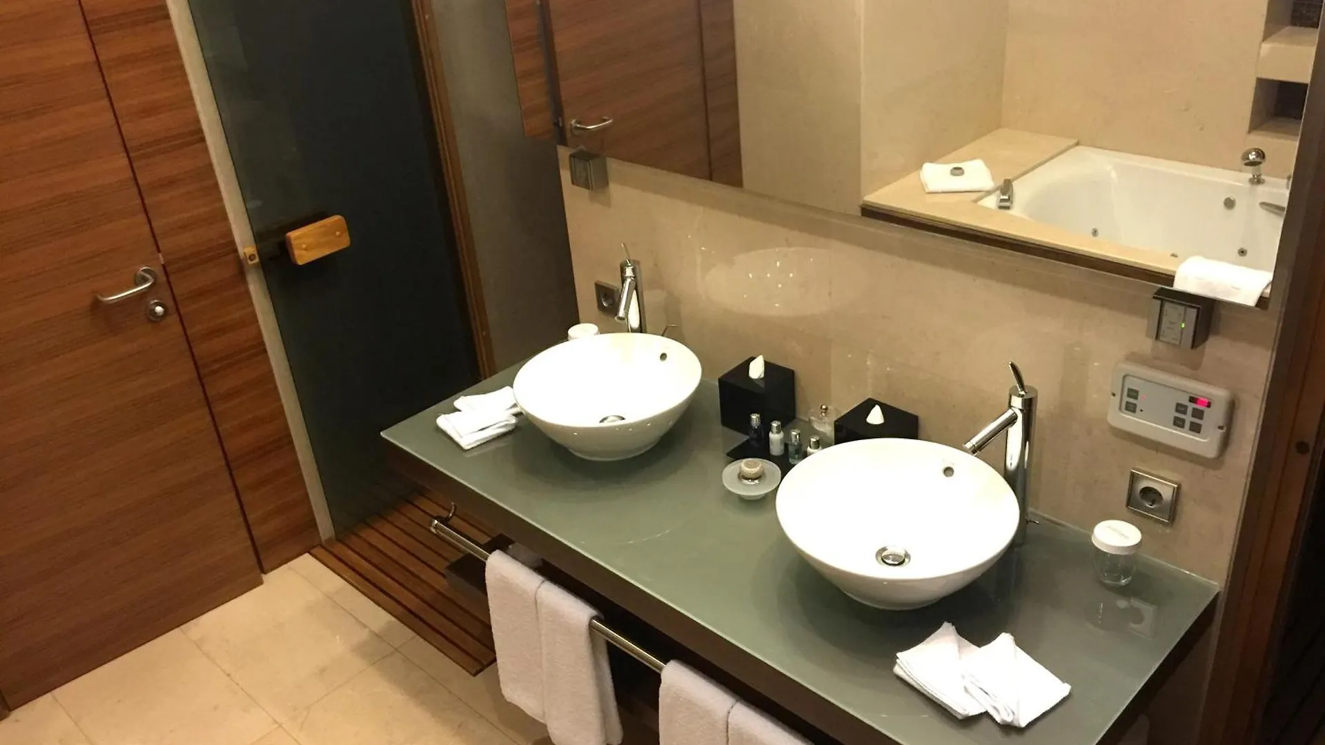 Dedeman Istanbul Hotel