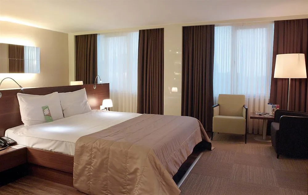 Dedeman Istanbul Hotel
