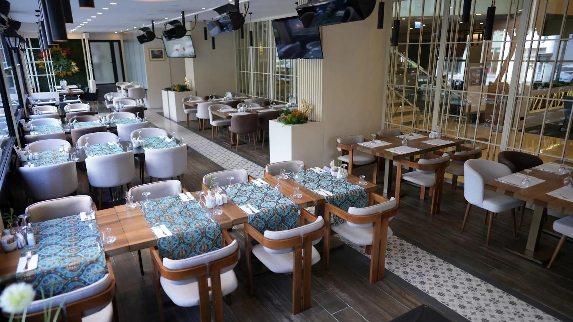 Dedeman Istanbul Hotel 5*,