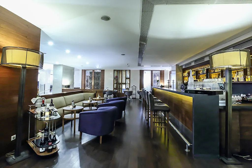 Dedeman Istanbul Hotel 5*,