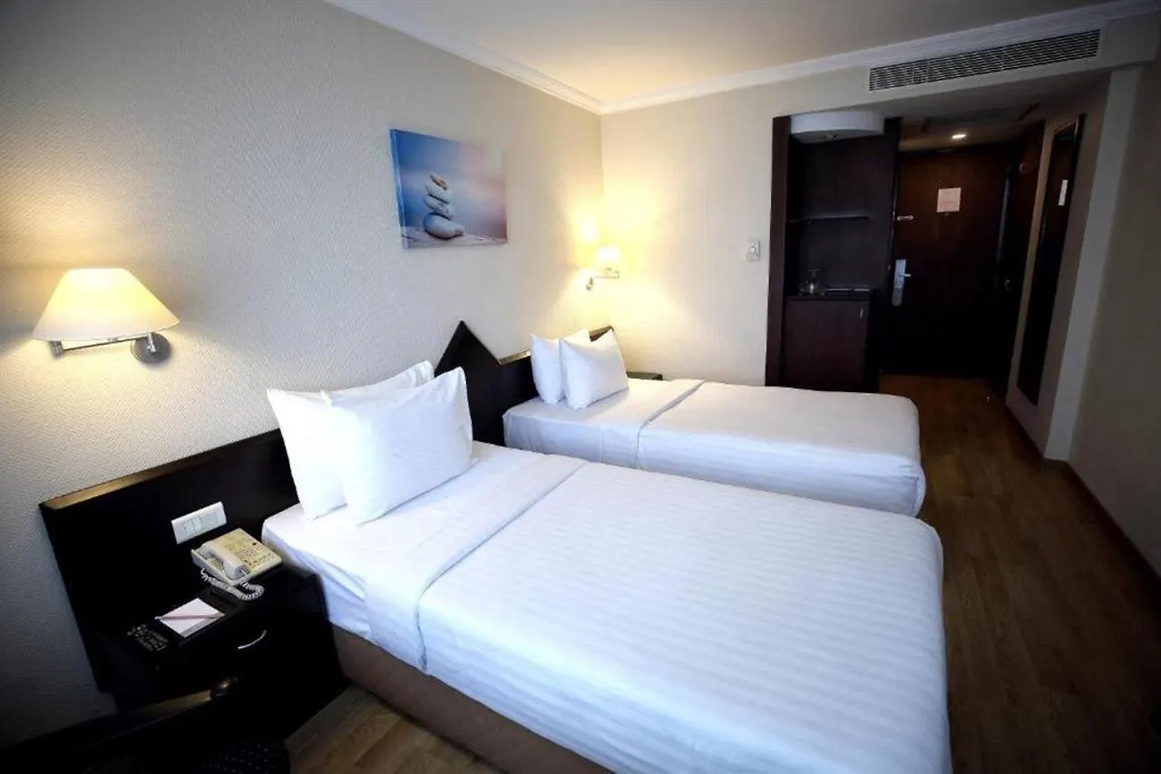 Dedeman Istanbul Hotel